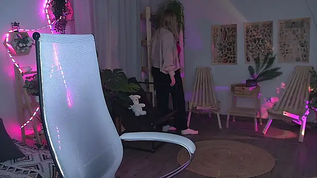 KellyPoter online show from 06-05-26, 06:51