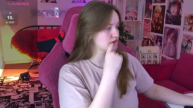 Snapshot of KellyPoter chatting on 02-27-26, 06:30 KellyPoter online show from 02-27-26, 06:30