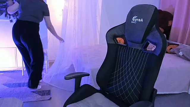 Snapshot of KellyPoter chatting on 02-24-26, 10:05 KellyPoter online show from 02-24-26, 10:05