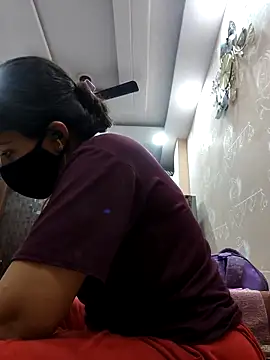 Snapshot of DesiRiya100 chatting on 02-24-25, 04:36 DesiRiya100 online show from 02-24-25, 04:36