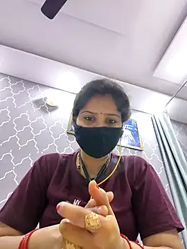 Snapshot of DesiRiya100 chatting on 02-24-25, 09:43 DesiRiya100 online show from 02-24-25, 09:43