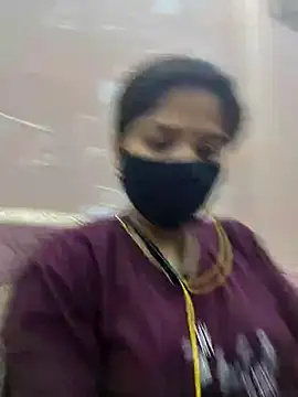 Snapshot of DesiRiya100 chatting on 02-22-25, 04:40 DesiRiya100 online show from 02-22-25, 04:40