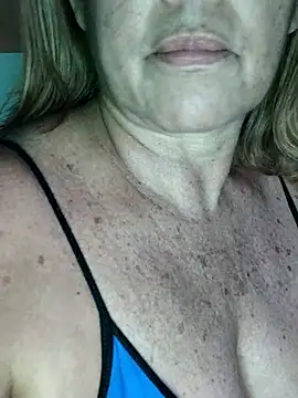 Kasandra Ho online show from 04-06-26, 08:04