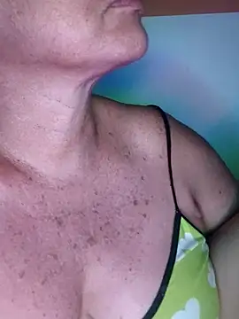 Kasandra Ho online show from 03-08-26, 01:55