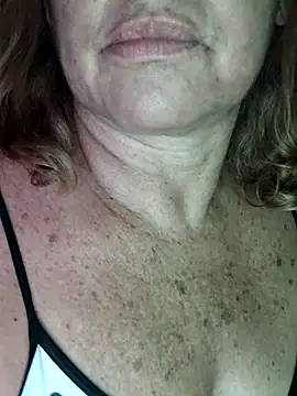 Kasandra Ho online show from 04-01-26, 01:08