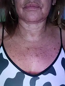 Kasandra Ho online show from 03-06-26, 02:45