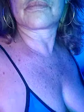 Kasandra Ho online show from 04-06-26, 01:12