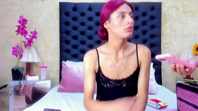 NahomiWhitel online show from 03-04-26, 12:57