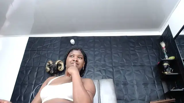 Hanna Fox 69 online show from 02-03-26, 01:49