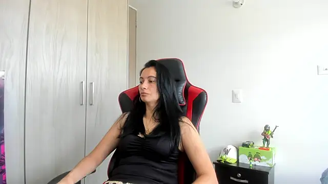 Snapshot of gracekelly12 chatting on 09-13-25, 02:17 gracekelly12 online show from 09-13-25, 02:17
