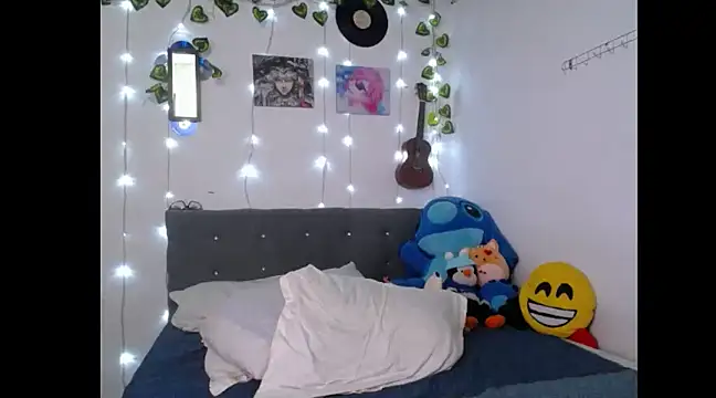 Caitlynwheler online show from 01-26-25, 03:59