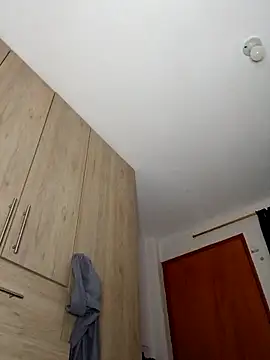 kharoll online show from 04-15-26, 03:34