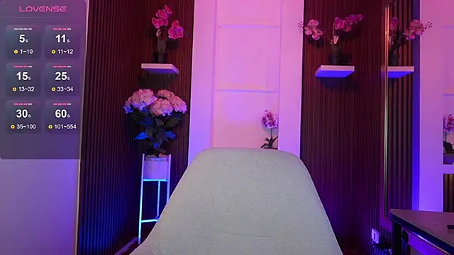 Snapshot of CattleyaScaly chatting on 11-27-25, 07:14 CattleyaScaly online show from 11-27-25, 07:14