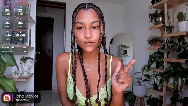 Snapshot of Johaphyton chatting on 01-11-25, 03:42 Johaphyton online show from 01-11-25, 03:42