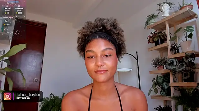 Snapshot of Johaphyton chatting on 12-05-24, 06:17 Johaphyton online show from 12-05-24, 06:17