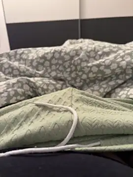 Snapshot of Tim67_12 chatting on 02-11-26, 10:20 Tim67 12 online show from 02-11-26, 10:20