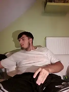 Snapshot of Tim67_12 chatting on 11-13-25, 07:51 Tim67 12 online show from 11-13-25, 07:51