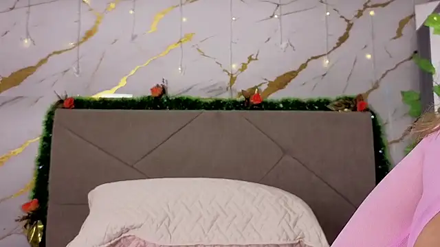 agatha 97  online show from 12-04-25, 03:16