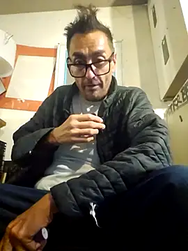 Snapshot of Pumpndeep chatting on 10-16-25, 08:06 Pumpndeep online show from 10-16-25, 08:06