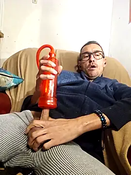 Snapshot of Pumpndeep chatting on 02-13-26, 08:14 Pumpndeep online show from 02-13-26, 08:14