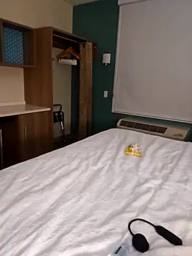 Snapshot of Pumpndeep chatting on 02-28-26, 11:10 Pumpndeep online show from 02-28-26, 11:10