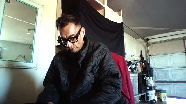 Snapshot of Pumpndeep chatting on 10-01-25, 05:39 Pumpndeep online show from 10-01-25, 05:39