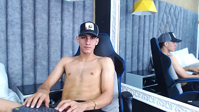 Snapshot of JakeMoxley chatting on 03-13-25, 03:28 JakeMoxley online show from 03-13-25, 03:28