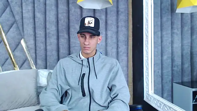 Snapshot of JakeMoxley chatting on 03-18-25, 02:50 JakeMoxley online show from 03-18-25, 02:50