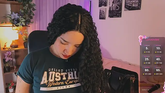 emilyrouxe online show from 10-04-25, 02:29