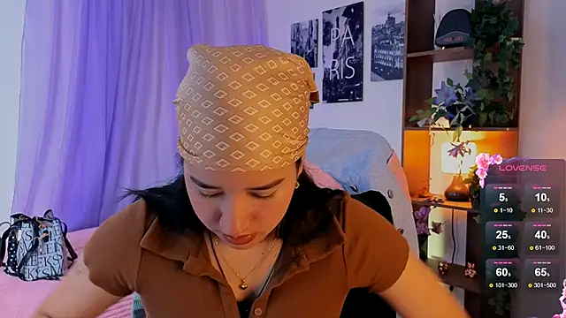 emilyrouxe online show from 10-14-25, 04:18