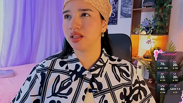 emilyrouxe online show from 10-13-25, 03:57