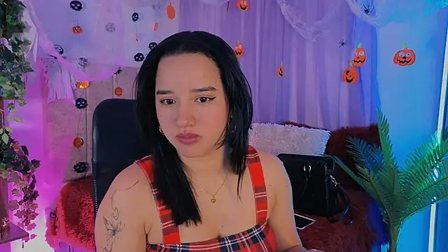 emilyrouxe online show from 10-25-25, 04:07