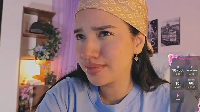 emilyrouxe online show from 10-08-25, 03:46