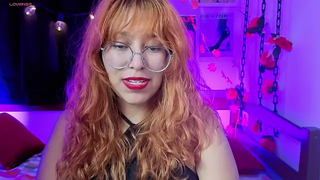 Snapshot of _Moon_Johnson chatting on 05-16-26, 12:53 Moon Johnson online show from 05-16-26, 12:53