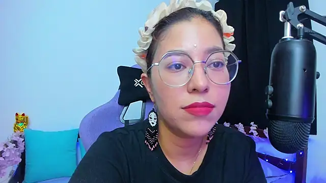  Moon Johnson online show from 11-12-25, 01:32