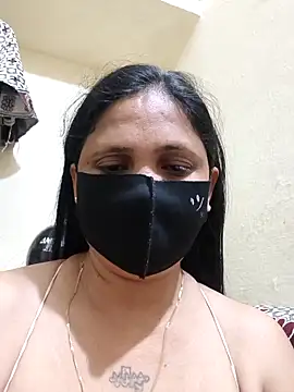 Neha8923 online show from 05-19-26, 04:58