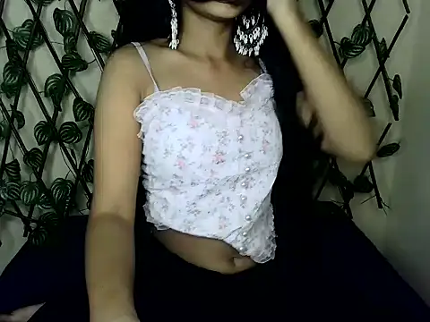 SUZY FROMUS online show from 03-21-25, 11:23