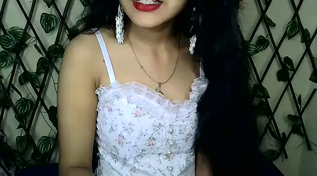 SUZY FROMUS online show from 03-11-25, 05:57