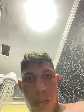 Snapshot of kauanzinhoofc chatting on 01-02-25, 08:57 kauanzinhoofc online show from 01-02-25, 08:57