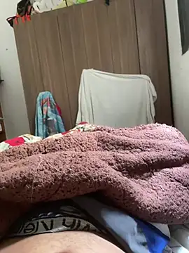 Snapshot of kauanzinhoofc chatting on 12-14-24, 02:10 kauanzinhoofc online show from 12-14-24, 02:10