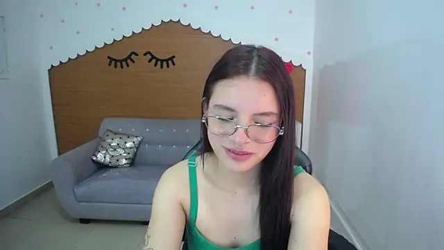 tessa t online show from 01-22-25, 01:53
