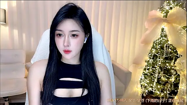 K-moumou online show from 12-20-25, 02:42