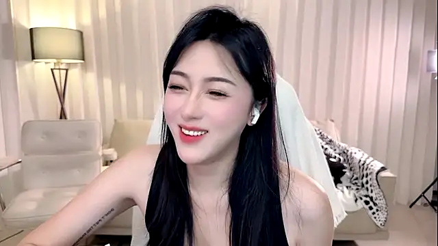 Snapshot of K-moumou chatting on 09-26-25, 03:30 K-moumou online show from 09-26-25, 03:30