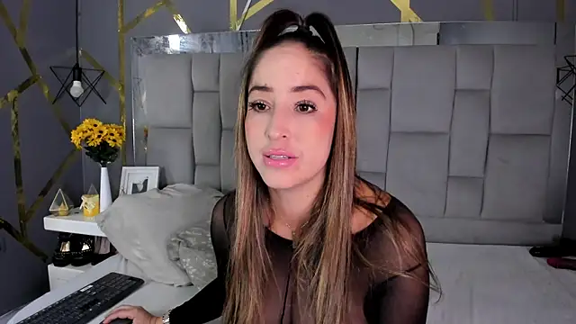 Snapshot of AliceSteel12 chatting on 02-13-26, 10:21 AliceSteel12 online show from 02-13-26, 10:21