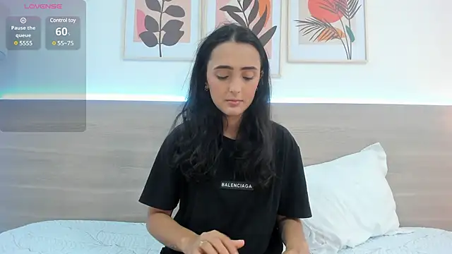 Snapshot of nataliiiiia chatting on 03-14-25, 12:07 nataliiiiia online show from 03-14-25, 12:07