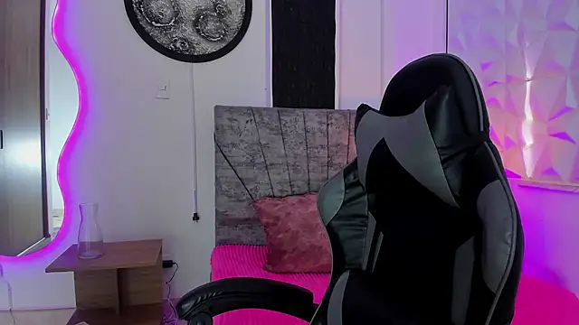 tatiana sc online show from 09-10-25, 01:32