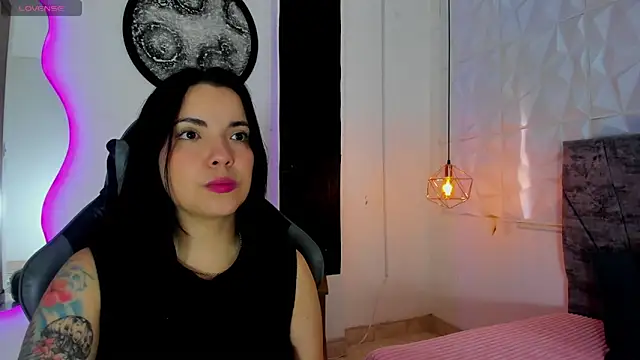 tatiana sc online show from 11-04-25, 01:26