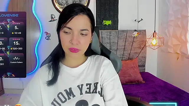 tatiana sc online show from 10-10-25, 01:34