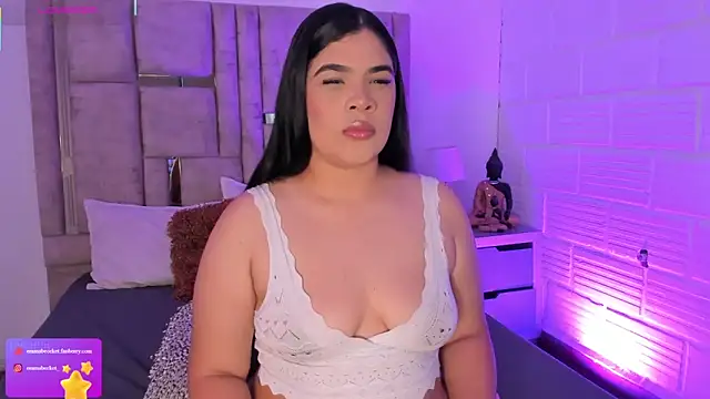 EmmaBecket2 online show from 10-29-25, 04:00