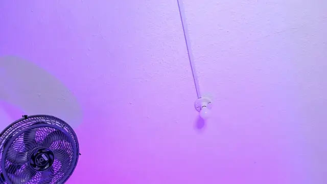 EmmaBecket2 online show from 11-09-25, 03:21